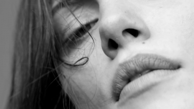 GIRLS_IN_FRAME___PHOEBE_TONKIN_493.jpg