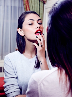 Glamour_April_28329.jpg