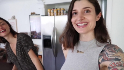 How_to_ZERO_WASTE_grocery_shop_with_Phoebe_Tonkin_282B_vegan_lunch_recipe29_0009.jpg