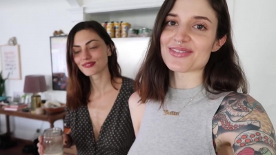 How_to_ZERO_WASTE_grocery_shop_with_Phoebe_Tonkin_282B_vegan_lunch_recipe29_0016.jpg