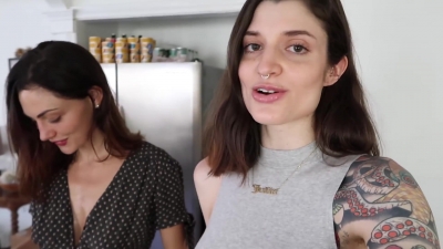How_to_ZERO_WASTE_grocery_shop_with_Phoebe_Tonkin_282B_vegan_lunch_recipe29_0028.jpg