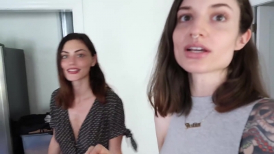 How_to_ZERO_WASTE_grocery_shop_with_Phoebe_Tonkin_282B_vegan_lunch_recipe29_0393.jpg