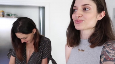 How_to_ZERO_WASTE_grocery_shop_with_Phoebe_Tonkin_282B_vegan_lunch_recipe29_0418.jpg