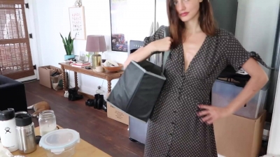 How_to_ZERO_WASTE_grocery_shop_with_Phoebe_Tonkin_282B_vegan_lunch_recipe29_0443.jpg