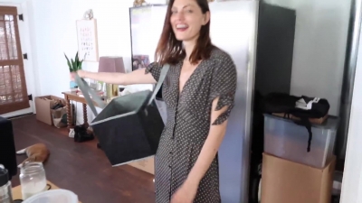 How_to_ZERO_WASTE_grocery_shop_with_Phoebe_Tonkin_282B_vegan_lunch_recipe29_0446.jpg
