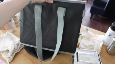 How_to_ZERO_WASTE_grocery_shop_with_Phoebe_Tonkin_282B_vegan_lunch_recipe29_0449.jpg