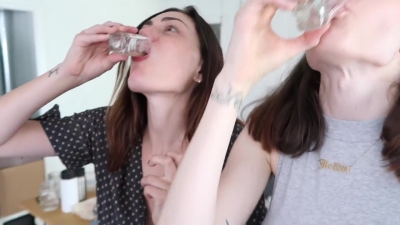 How_to_ZERO_WASTE_grocery_shop_with_Phoebe_Tonkin_282B_vegan_lunch_recipe29_0841.jpg