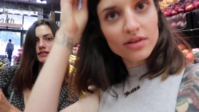 How_to_ZERO_WASTE_grocery_shop_with_Phoebe_Tonkin_282B_vegan_lunch_recipe29_1387.jpg