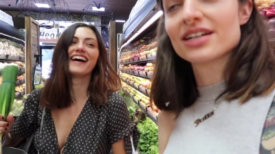 How_to_ZERO_WASTE_grocery_shop_with_Phoebe_Tonkin_282B_vegan_lunch_recipe29_1390.jpg