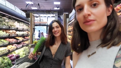How_to_ZERO_WASTE_grocery_shop_with_Phoebe_Tonkin_282B_vegan_lunch_recipe29_1396.jpg