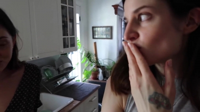 How_to_ZERO_WASTE_grocery_shop_with_Phoebe_Tonkin_282B_vegan_lunch_recipe29_1899.jpg