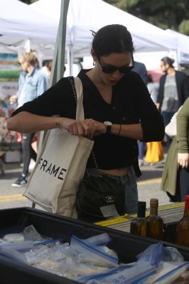 Out_at_the_Farmers_Market_in_Studio_City___283029.jpg