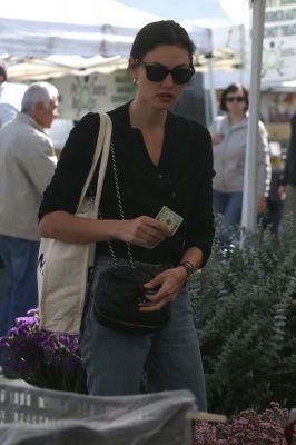 Out_at_the_Farmers_Market_in_Studio_City___285829.jpg