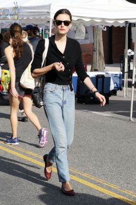 Out_at_the_Farmers_Market_in_Studio_City___286829.jpg