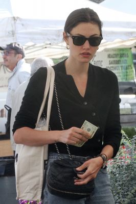 Out_at_the_Farmers_Market_in_Studio_City___287329.jpg