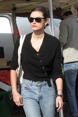 Out_at_the_Farmers_Market_in_Studio_City___287429.jpg