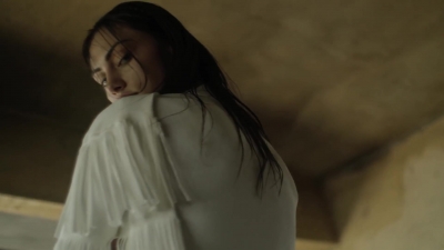 PHOEBE_TONKIN_for_Flaunt_Magazine_0814.jpg