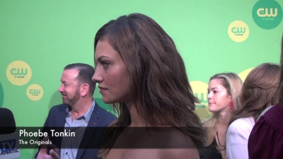 Phoebe_Tonkin_-_The_Originals_-_2013_CW_Upfronts_011.jpg