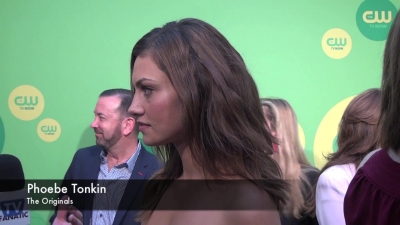 Phoebe_Tonkin_-_The_Originals_-_2013_CW_Upfronts_013.jpg