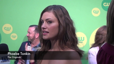 Phoebe_Tonkin_-_The_Originals_-_2013_CW_Upfronts_017.jpg