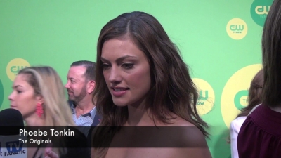 Phoebe_Tonkin_-_The_Originals_-_2013_CW_Upfronts_020.jpg