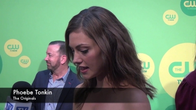 Phoebe_Tonkin_-_The_Originals_-_2013_CW_Upfronts_025.jpg