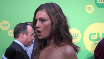 Phoebe_Tonkin_-_The_Originals_-_2013_CW_Upfronts_048.jpg