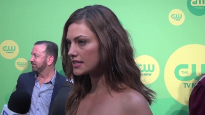 Phoebe_Tonkin_-_The_Originals_-_2013_CW_Upfronts_052.jpg