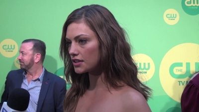 Phoebe_Tonkin_-_The_Originals_-_2013_CW_Upfronts_055.jpg