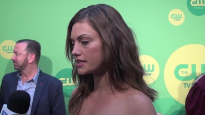 Phoebe_Tonkin_-_The_Originals_-_2013_CW_Upfronts_057.jpg