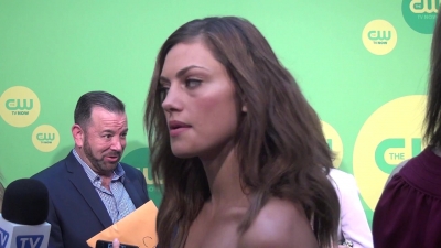 Phoebe_Tonkin_-_The_Originals_-_2013_CW_Upfronts_200.jpg