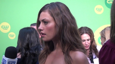 Phoebe_Tonkin_-_The_Originals_-_2013_CW_Upfronts_306.jpg