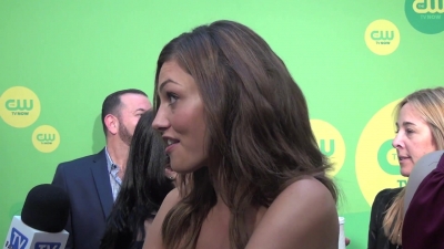 Phoebe_Tonkin_-_The_Originals_-_2013_CW_Upfronts_428.jpg