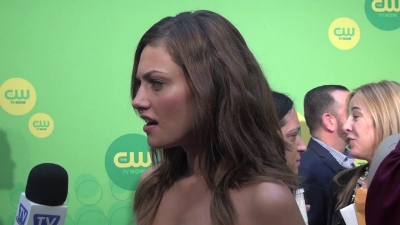 Phoebe_Tonkin_-_The_Originals_-_2013_CW_Upfronts_496.jpg