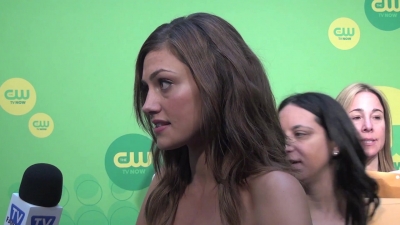 Phoebe_Tonkin_-_The_Originals_-_2013_CW_Upfronts_588.jpg