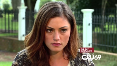 Phoebe_Tonkin_Interview_0412.jpg