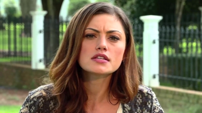 Phoebe_Tonkin_Interview_0610.jpg