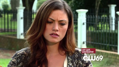 Phoebe_Tonkin_Interview_1120.jpg