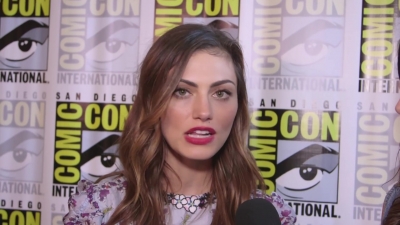 Phoebe_Tonkin_Interview__The_Originals__Interview_-_Comic_Con_2016_0019.jpg