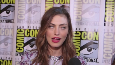 Phoebe_Tonkin_Interview__The_Originals__Interview_-_Comic_Con_2016_0025.jpg