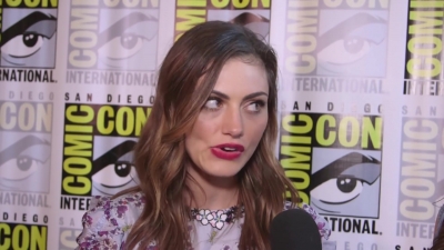 Phoebe_Tonkin_Interview__The_Originals__Interview_-_Comic_Con_2016_0036.jpg