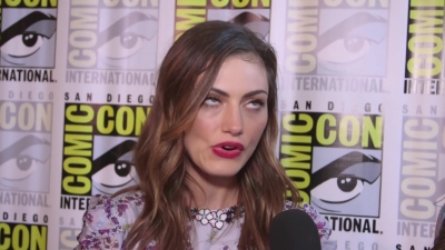 Phoebe_Tonkin_Interview__The_Originals__Interview_-_Comic_Con_2016_0037.jpg