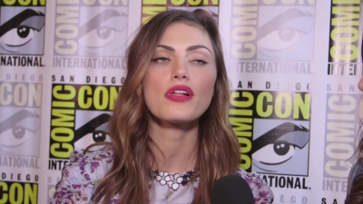 Phoebe_Tonkin_Interview__The_Originals__Interview_-_Comic_Con_2016_0044.jpg