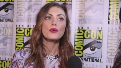 Phoebe_Tonkin_Interview__The_Originals__Interview_-_Comic_Con_2016_0053.jpg