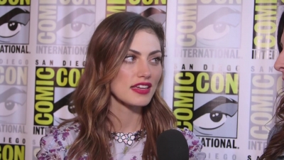 Phoebe_Tonkin_Interview__The_Originals__Interview_-_Comic_Con_2016_0077.jpg