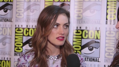 Phoebe_Tonkin_Interview__The_Originals__Interview_-_Comic_Con_2016_0079.jpg