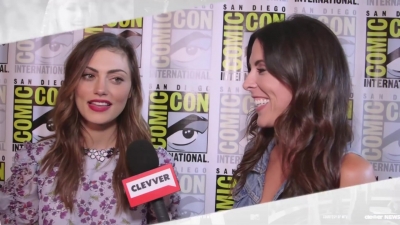 Phoebe_Tonkin_Interview__The_Originals__Interview_-_Comic_Con_2016_0104.jpg