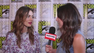 Phoebe_Tonkin_Interview__The_Originals__Interview_-_Comic_Con_2016_0345.jpg