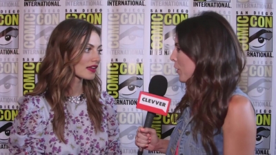 Phoebe_Tonkin_Interview__The_Originals__Interview_-_Comic_Con_2016_0352.jpg