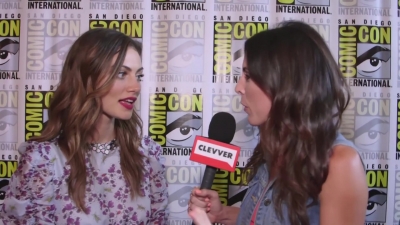 Phoebe_Tonkin_Interview__The_Originals__Interview_-_Comic_Con_2016_0355.jpg